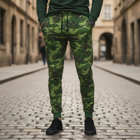 Pantaloni sportivi da uomo verde mimetico