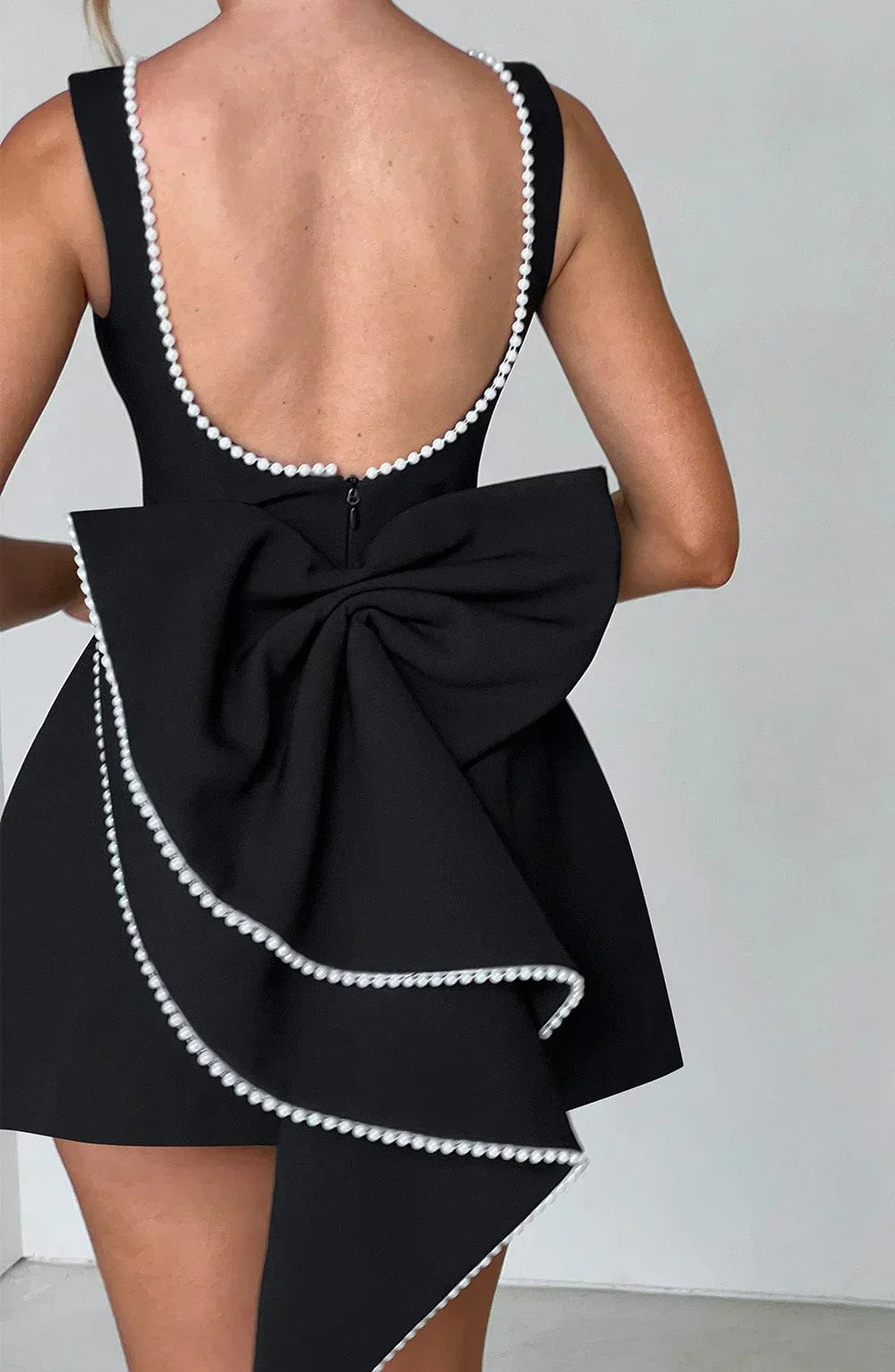 Women's Satin Sleeveless Dress with Decorative Bow