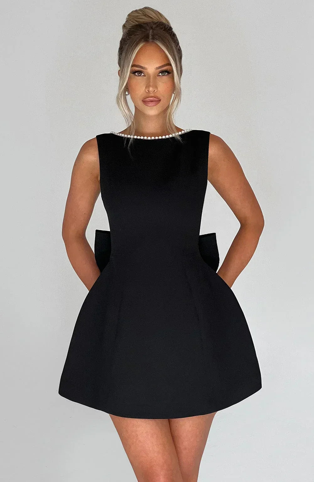 Women's Satin Sleeveless Dress with Decorative Bow