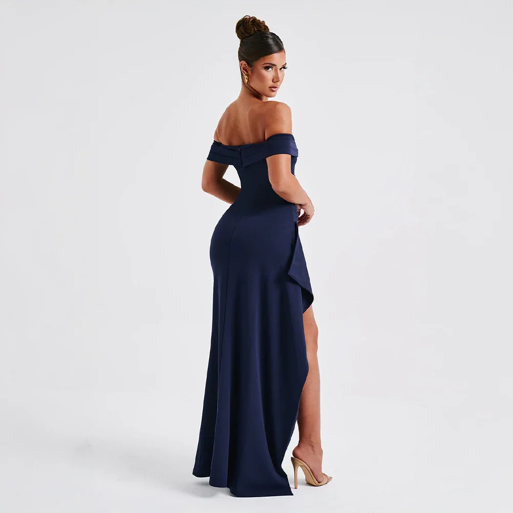 Long Women's Dress in Satin with Off-the-Shoulder Design and Slit – Elegant